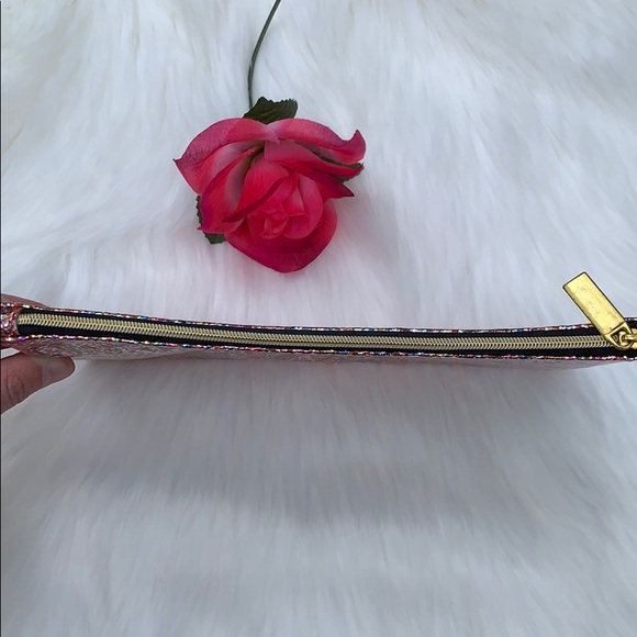 PINK SUPER SPARKLY CLUTCH- NEVER USED!! - Picture 2 of 6